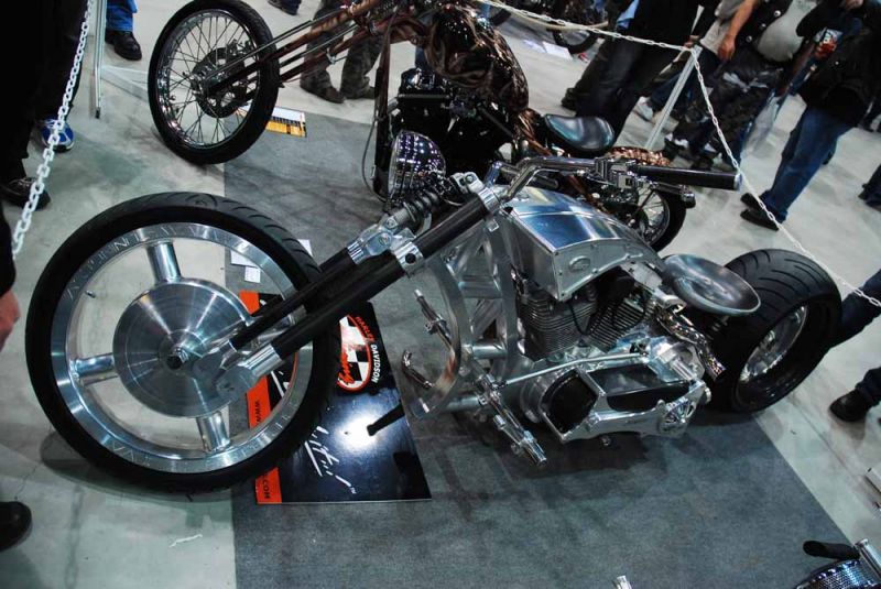 Customy letos jinak